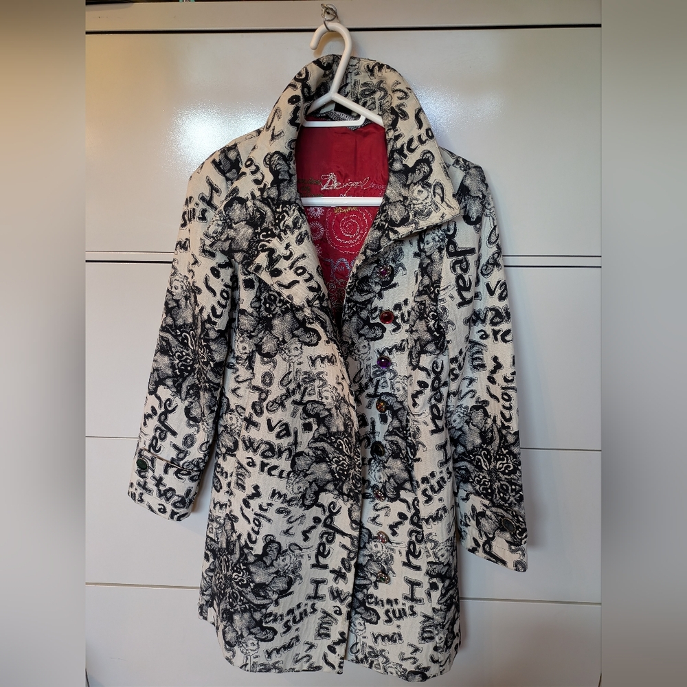 Desigual Monochrome Artistic Coat with Red Lining